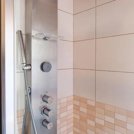 Apartament Triana *